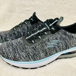 Sketchers Womens Flex Appeal 4.0 Sneaker